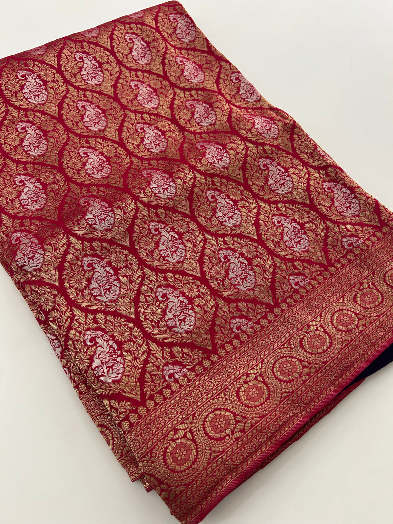 Crape Crush Georgette Sarees in gold and silver finish weaving comes in beautiful 3 Colors and Contrast blouse pieces🌹-JU31