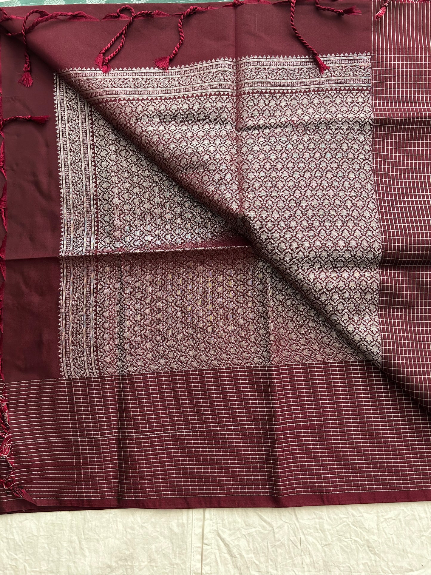 Ananta semi silk saree-light grey X rust