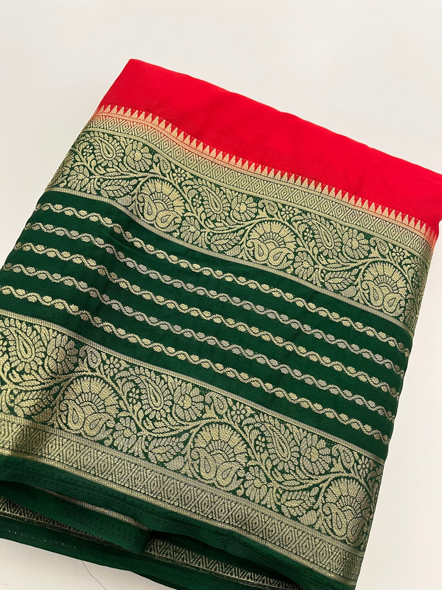 310 semi crape silk kaddi pallu