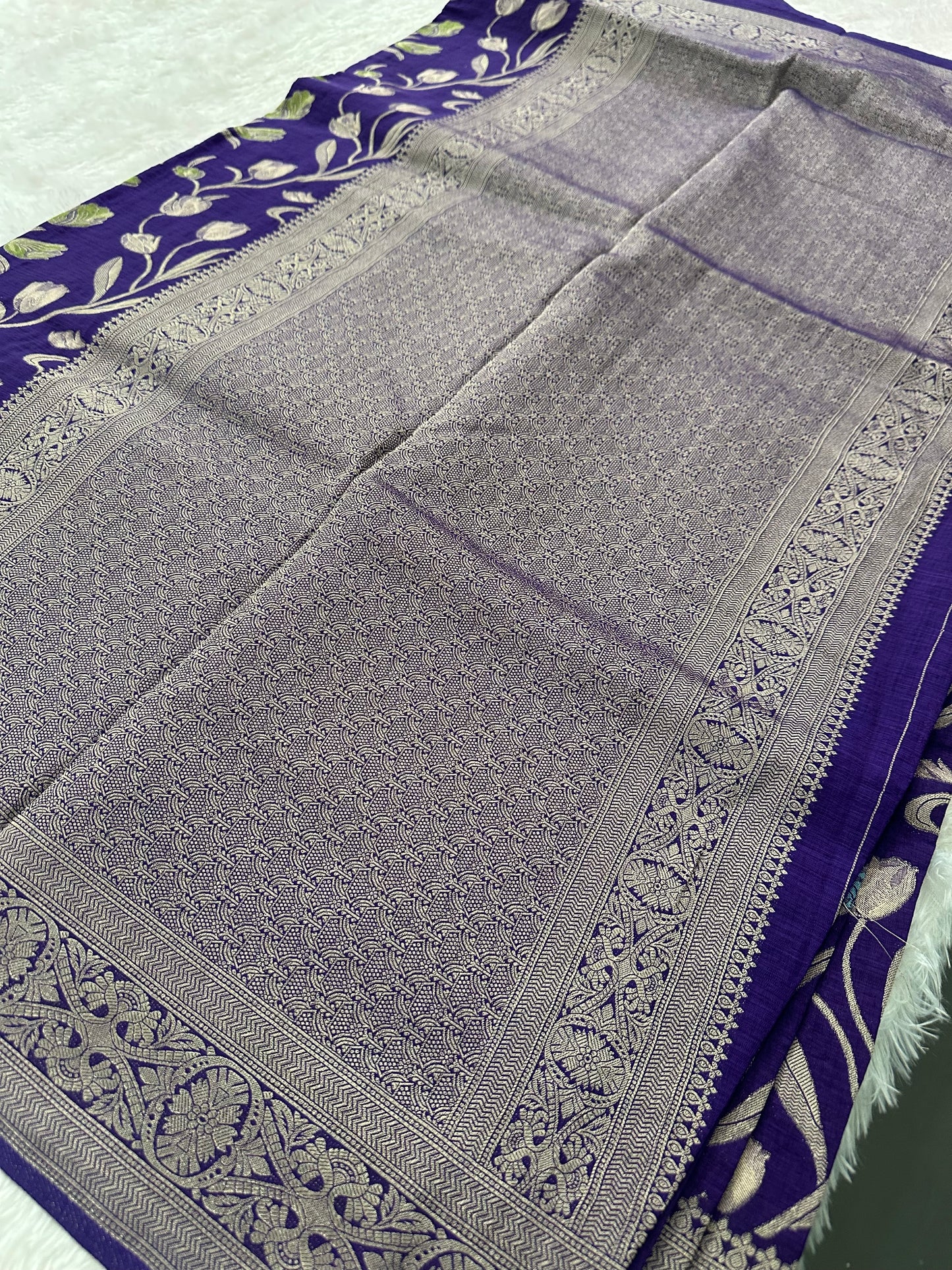 Tulips Linen Premium Saree-M13