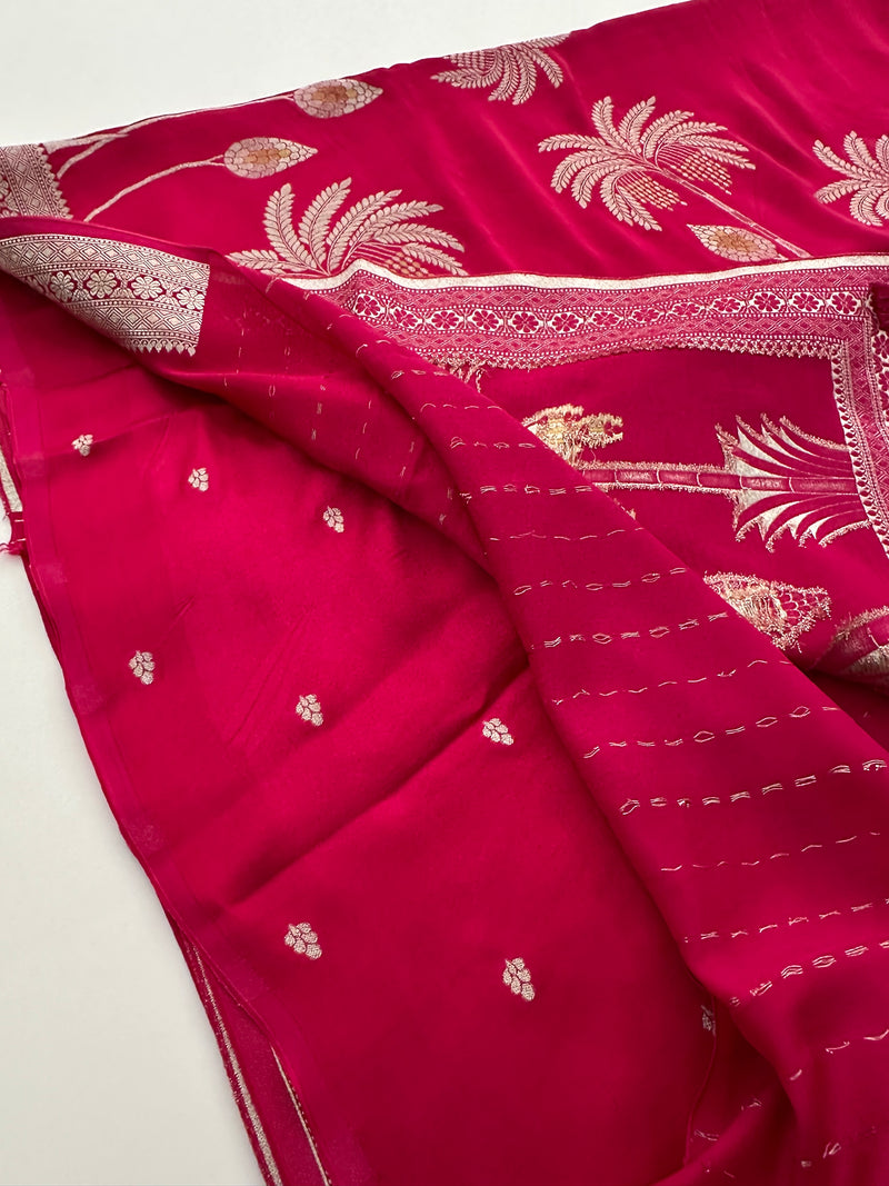 Pure Banarsi Crepe Silk Saree,, silver and gold weaving all over 🌹-AU15