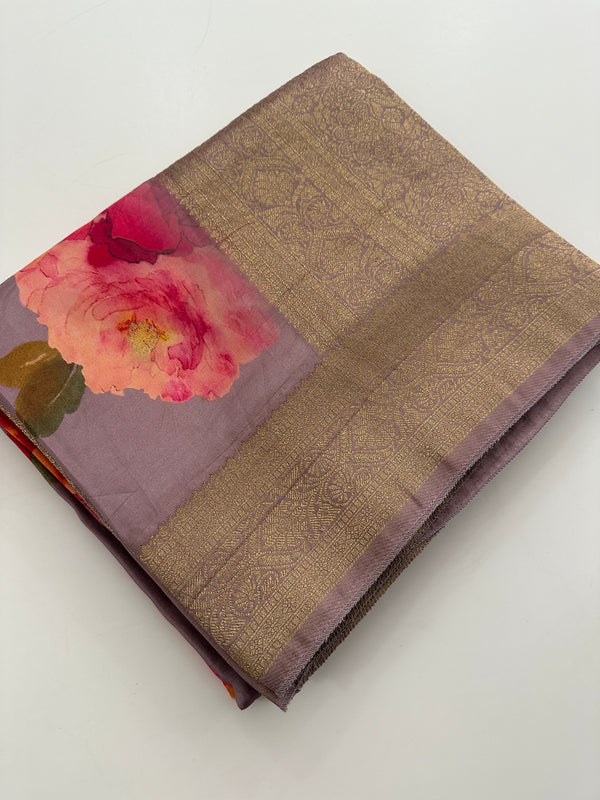 Digital Printed Premium Viscose Sarees In Big Floral Prints and Plain Self Blouse with Gold Weaving Border and and Rich Weaving Pallu🌹JU27