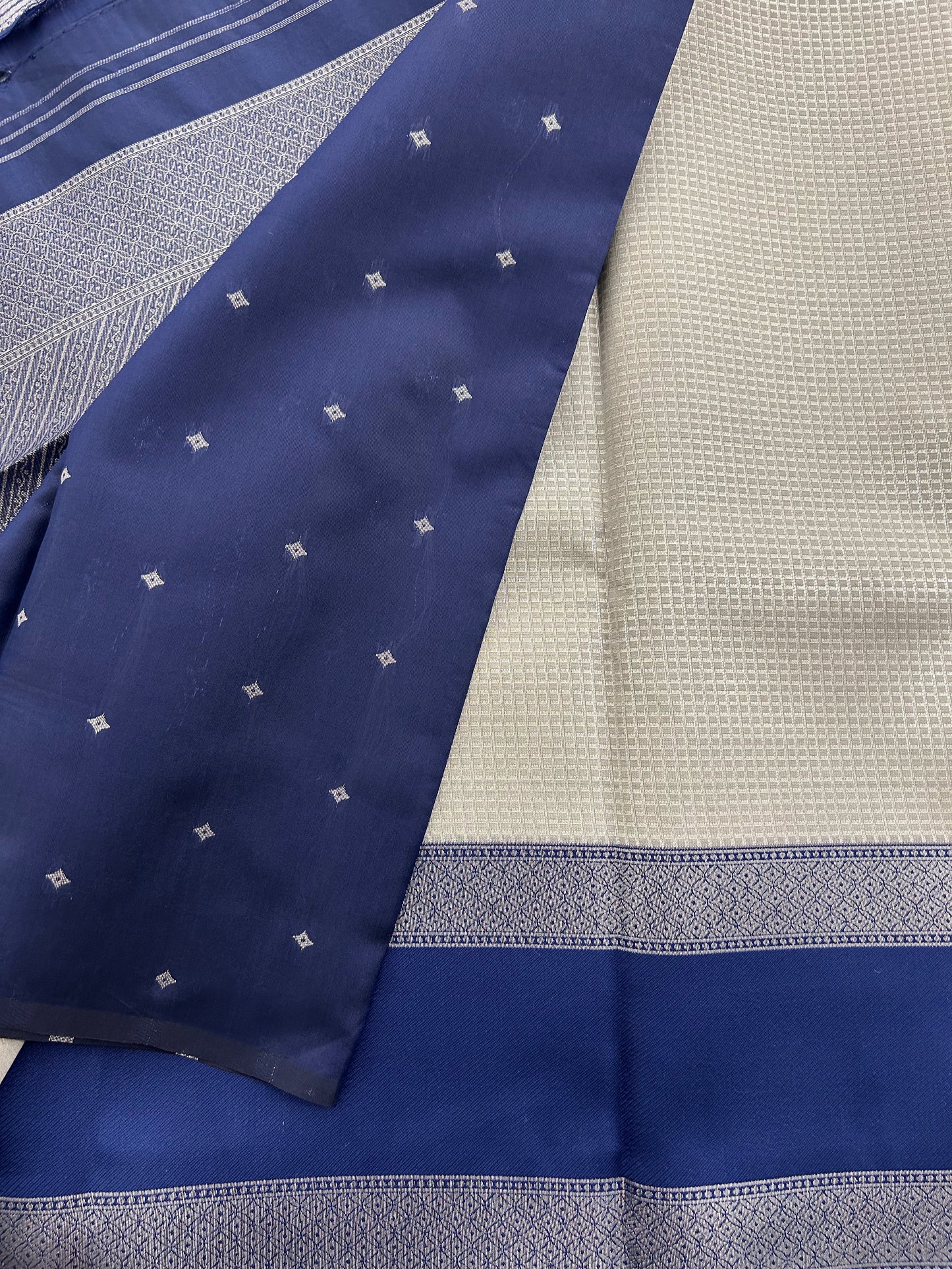 Silver bentex valkalam semi silk saree-BS101