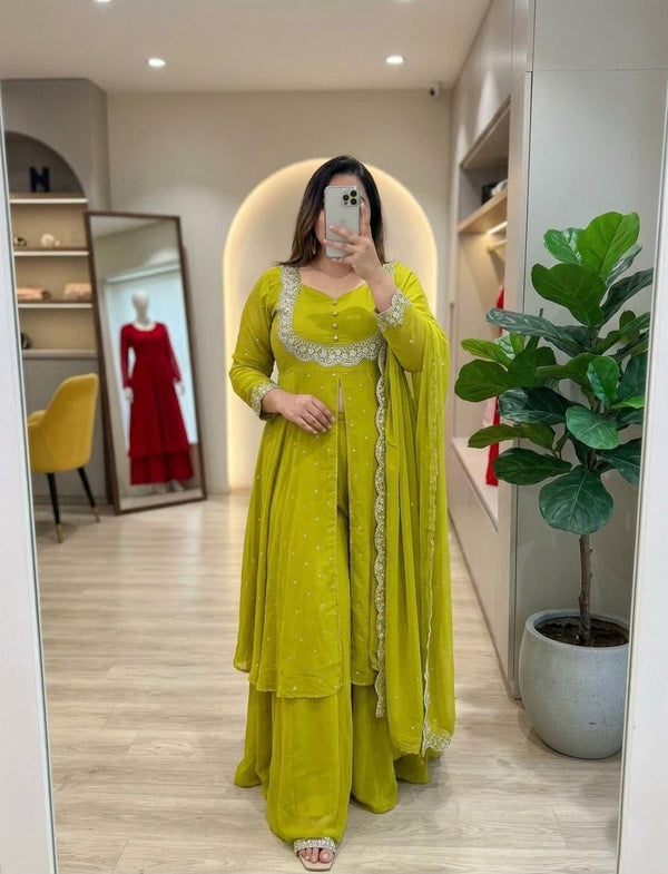 Dresses- Beautiful Skirt and Cape Pcs