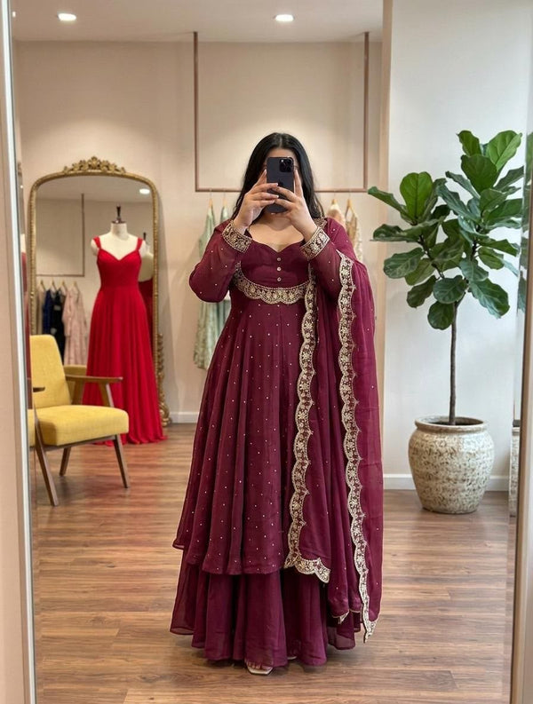 Dresses- Beautiful Skirt and Cape Pcs