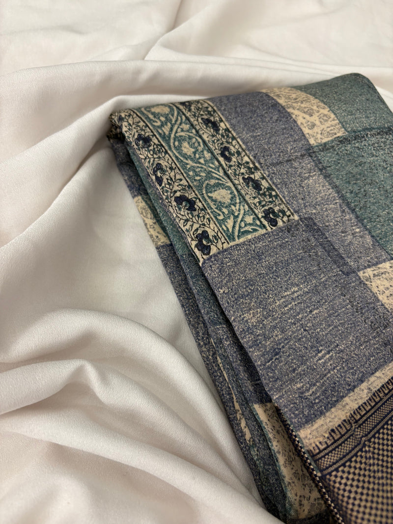 Abstract Square Box Print Chander Mul Saree - Beige Blue JU25