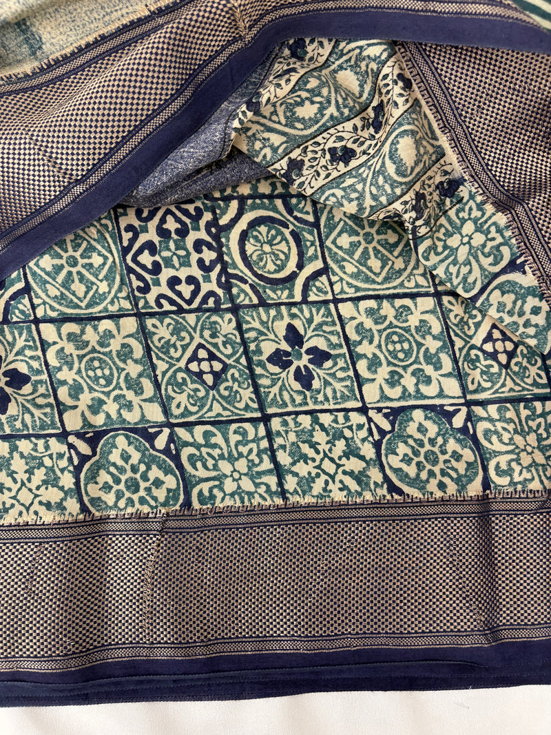 Abstract Square Box Print Chander Mul Saree - Beige Blue JU25